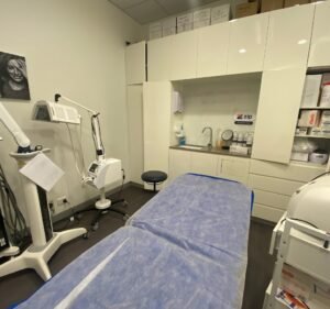 Laser Clinics Australia - Pacific Werribee Laser hair removal service in Hoppers Crossing