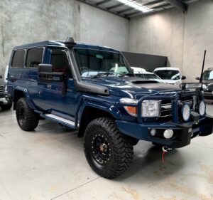 MELBOURNE'S CAR WAREHOUSE Car dealer in Coburg North
