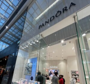  Pandora Werribee
