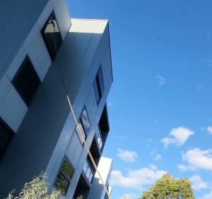 Windows Express Cleaning service in Moonee Ponds