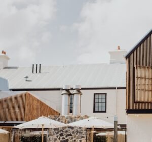 Hotels and Accommodations in Victoria Australia The Oak & Anchor Hotel