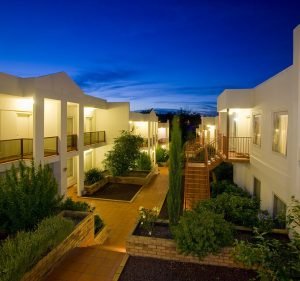 Hotels and Accommodations in South Yarra Australia Hawthorn Gardens Serviced Apartments