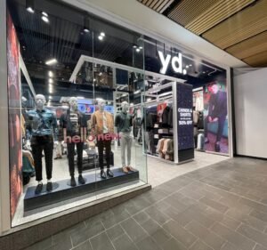 yd. Melbourne Central Men's clothing store in Melbourne