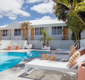 Hotels and Accommodations in Victoria Australia Sunnymead Hotel