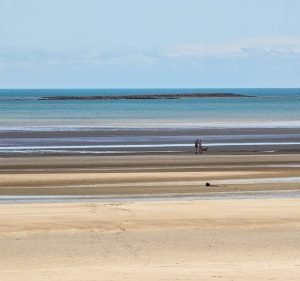 De La Plage Food & Beverages in Brinkin