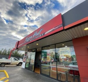 Fast Food Restaurants in Tarneit Australia Pizza Hut Tarneit