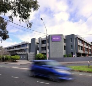 Hotels and Accommodations in South Yarra Australia Mercure North Melbourne