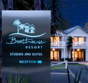 Boathouse Resort Studios & Suites Hotel in Blairgowrie