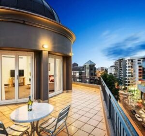 Hotels and Accommodations in South Yarra Australia South Yarra Central Apartment Hotel