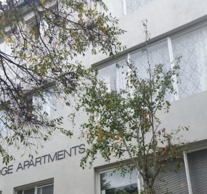 Knightsbridge Apartments Hotel in East Melbourne