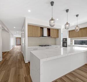 Building and Construction in Tarneit Australia Tor Homes
