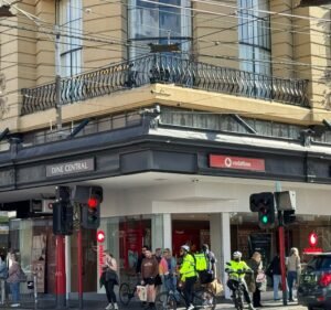 Mobile Phone Retailers in Victoria Australia Vodafone Pran Central