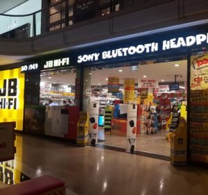 Mobile Phone Retailers in Victoria Australia JB Hi-Fi Chadstone Shopping Centre