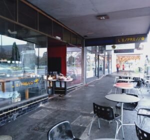 Cafes and Coffee Shops in Victoria Australia L'espresso