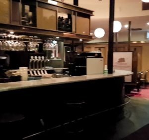 Middle Park Hotel Food & Beverages in Middle Park