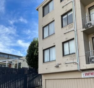 Hotels and Accommodations in Melbourne Australia Park Squire Motor Inn & Serviced Apartments