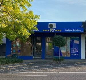 PACK & SEND Mount Waverley Courier service in Mount Waverley