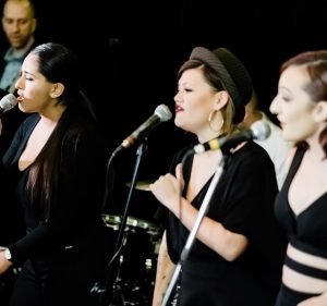 Music and Entertainment in Melbourne Australia Craig Francis Music: Wedding Bands Melbourne