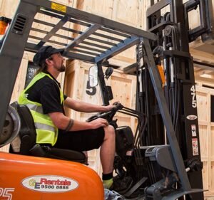 HOMEMOVE REMOVALISTS & STORAGE MELBOURNE Movers & Packers in Melbourne