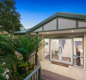 Hotels and Accommodations in Victoria Australia Arthurs Views