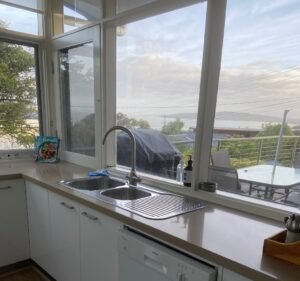 Essential Home Services Cleaner Mornington Peninsula Cleaning service in Carrum Downs