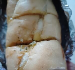 Pizza Hut Tarneit Food & Beverages in Tarneit