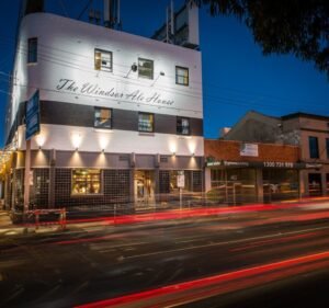 Hotels and Accommodations in South Yarra Australia Pint On Punt Hostel