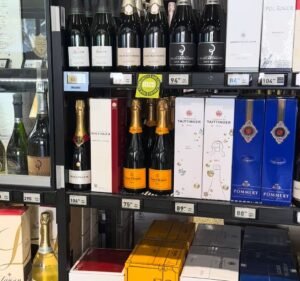 Dan Murphy's Chadstone Food & Beverages in Chadstone