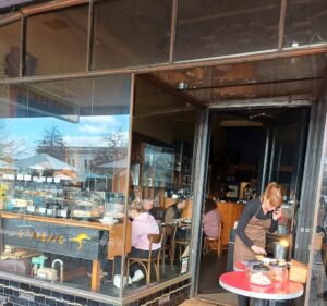 L'espresso Food & Beverages in Ballarat Central