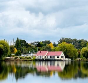 Hotels and Accommodations in Victoria Australia Daylesford Holiday Park