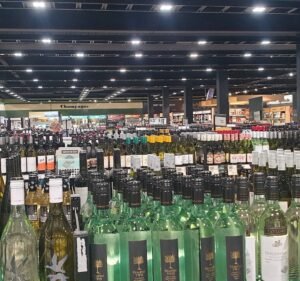 Wine and Spirits Retailers in Victoria Australia Dan Murphy's Alphington