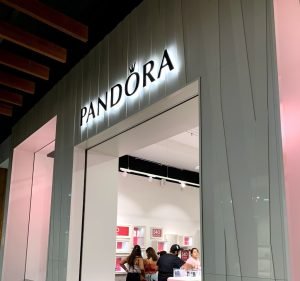 Jewelry Stores in Victoria Australia Pandora DFO South Wharf