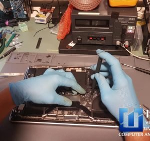  IT-Solve Laptop & Macbook Repairs in Adelaide