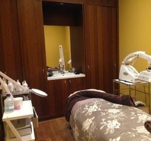 AN EXPERIENCE BEAUTY CLINIC Facials Melbourne Environ Skincare Microdermabrasion Hair & Beauty in Melbourne
