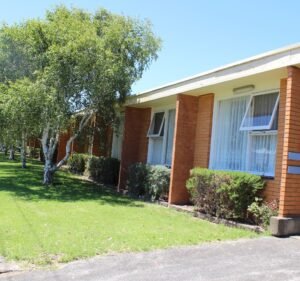 Hotels and Accommodations in Victoria Australia Portland Retro Motel