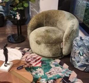 Daqua Interiors - Como Centre Furniture in South Yarra