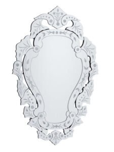 Vanity Chic Mirrors Fashion in Dingley Village